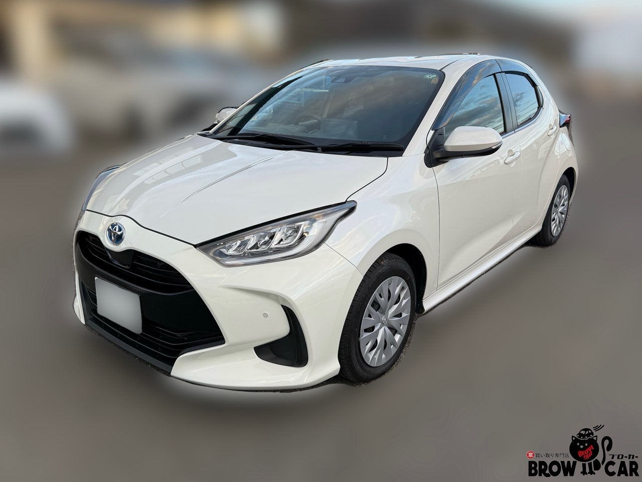 トヨタ　ヤリスハイブリッド