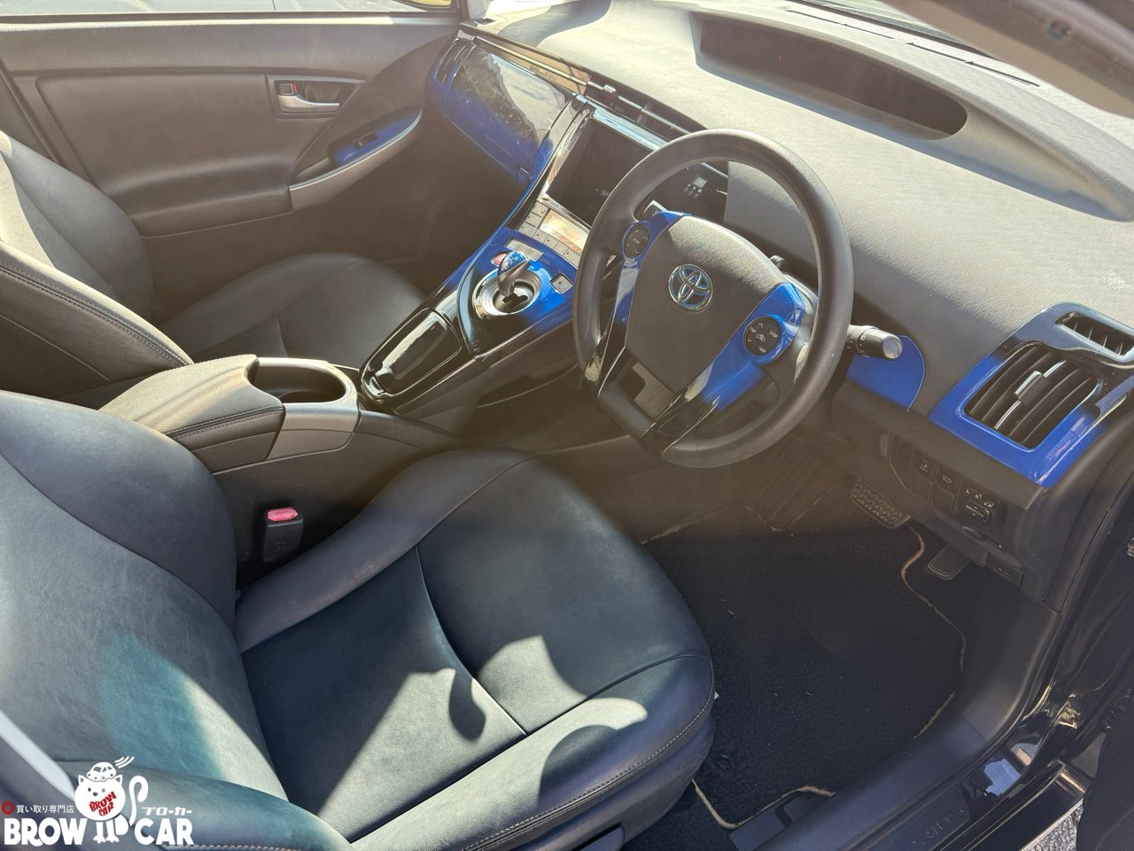 トヨタ　プリウス